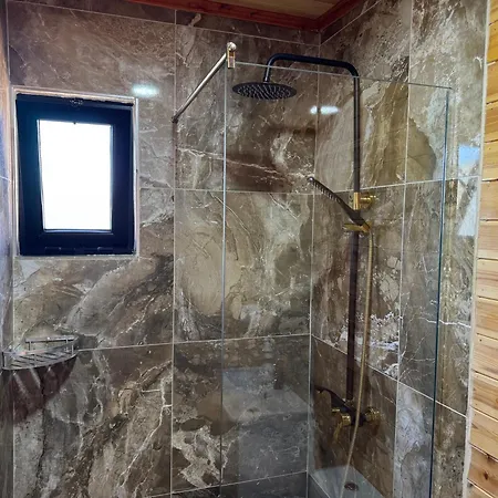 The Pool Pushi Park 사밀