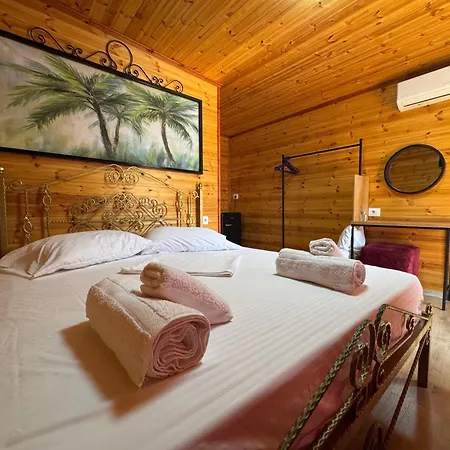 The Pool Pushi Park Ksamil