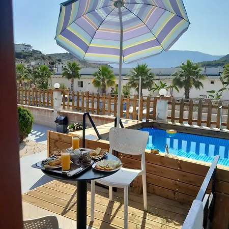 Tatil Evi The Pool Pushi Park Ksamil