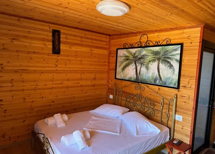 度假居 The Pool Pushi Park *